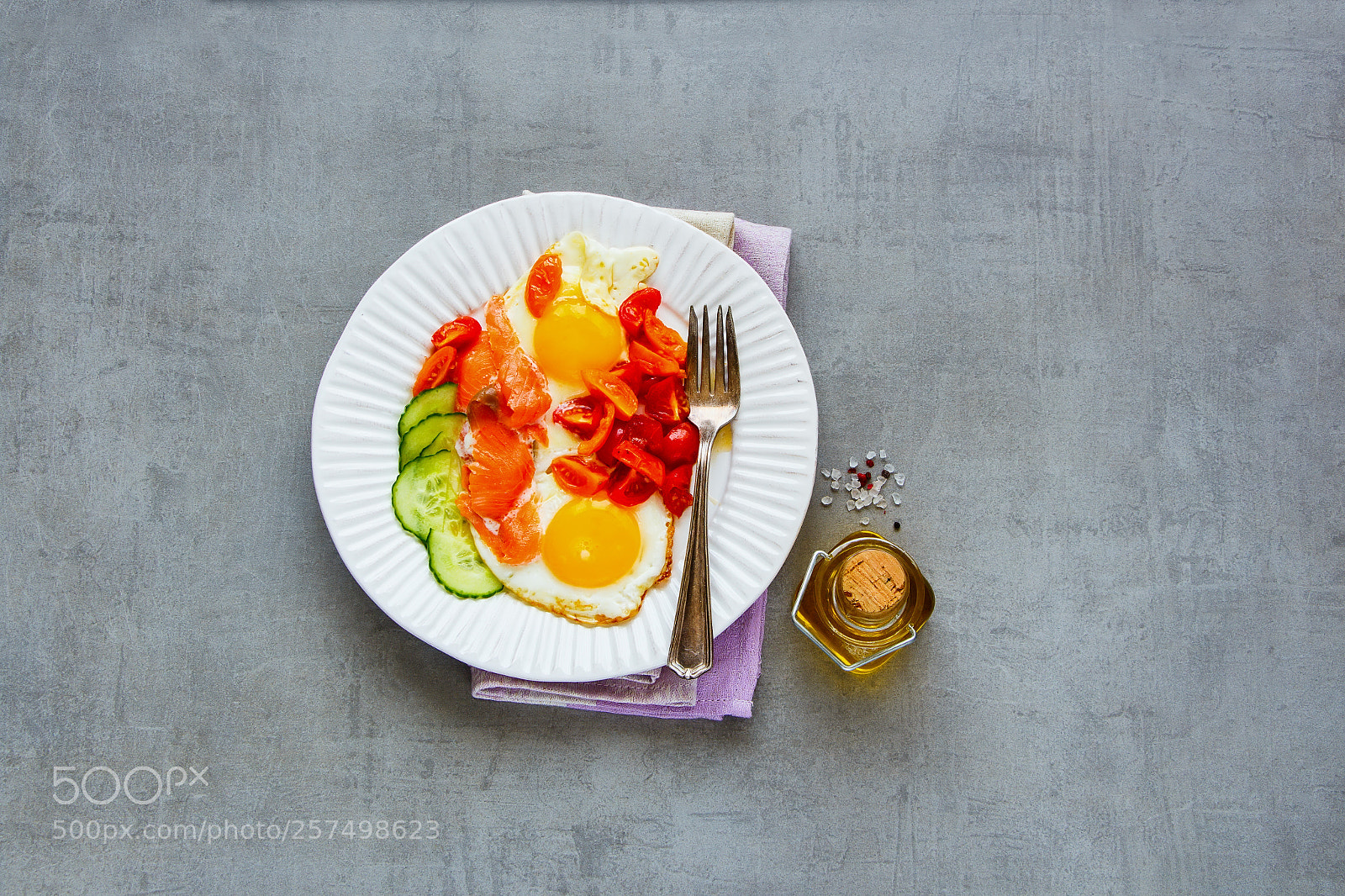Canon EOS 700D (EOS Rebel T5i / EOS Kiss X7i) sample photo. Breakfast with salmon and photography