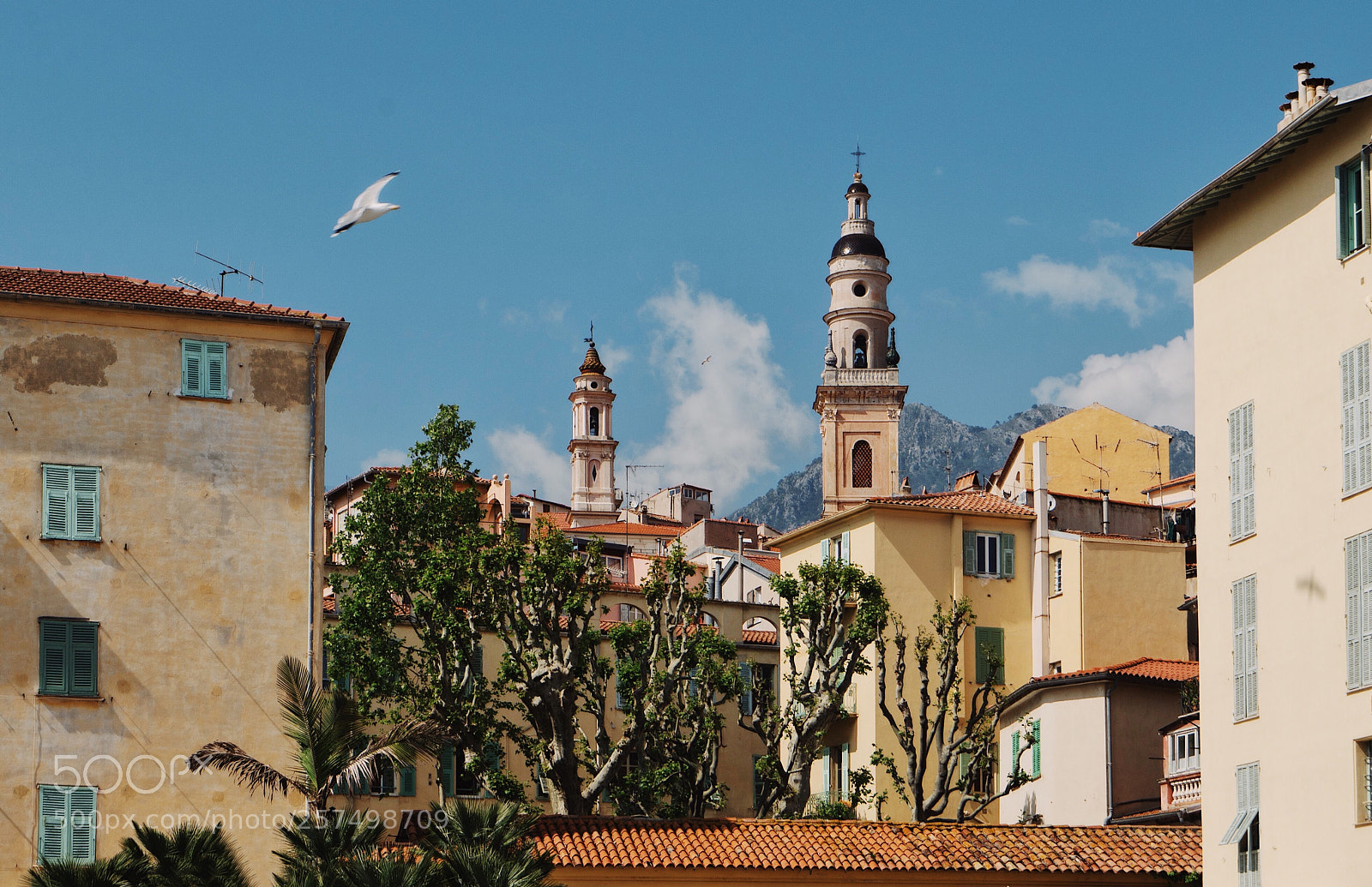 Sony a7R III sample photo. Menton from the marketplace photography