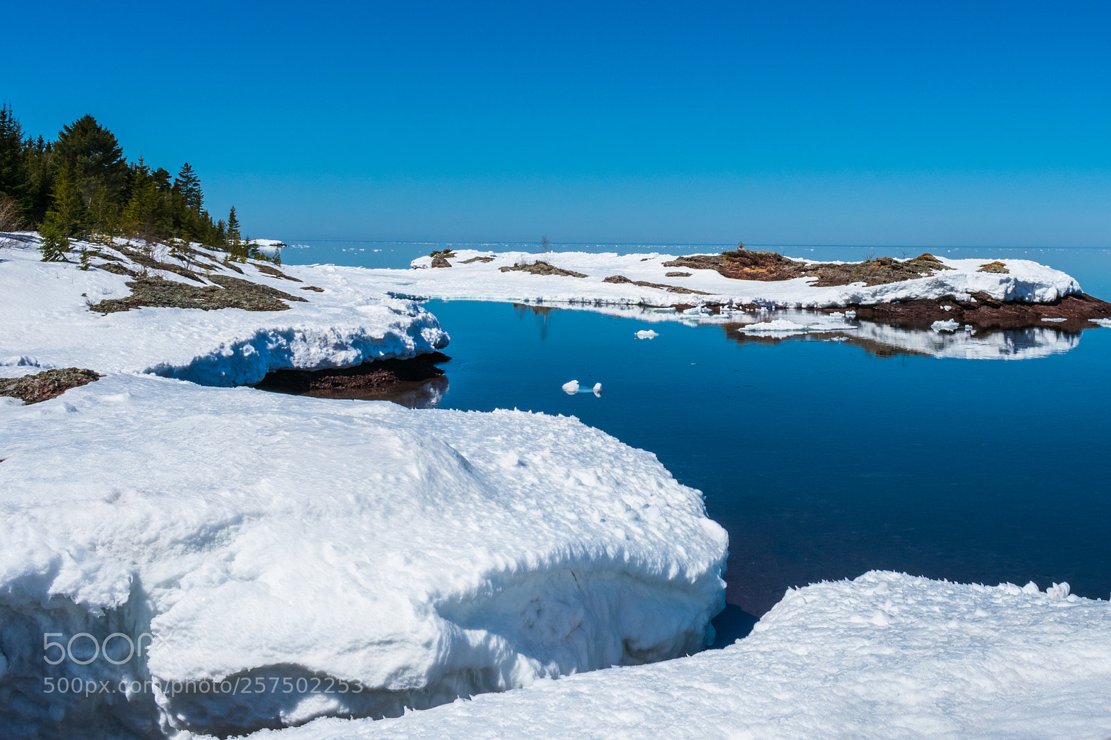 Nikon D3400 sample photo. Lake superior spring photography