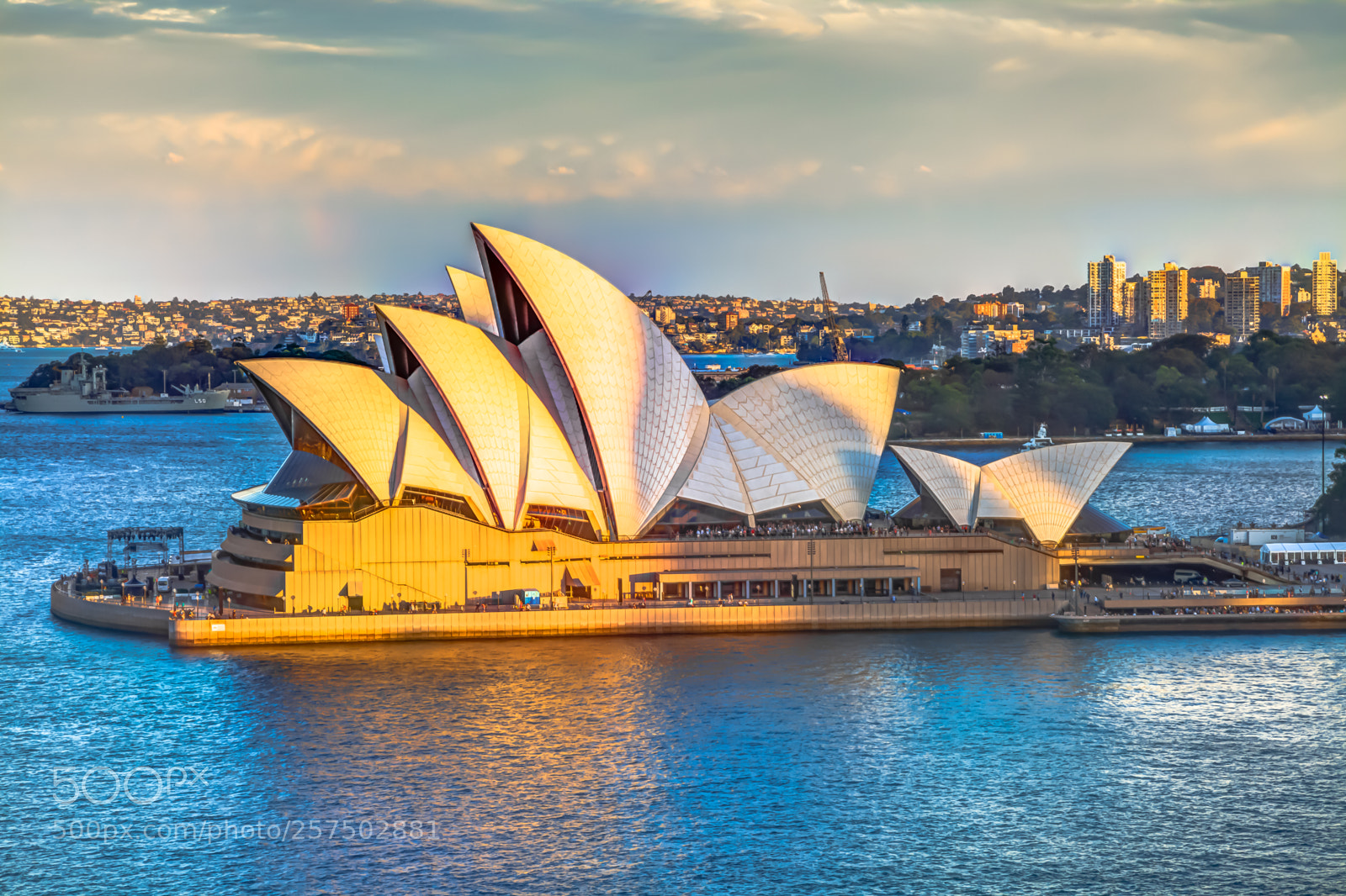 Canon EOS 5D Mark II sample photo. Opera house photography