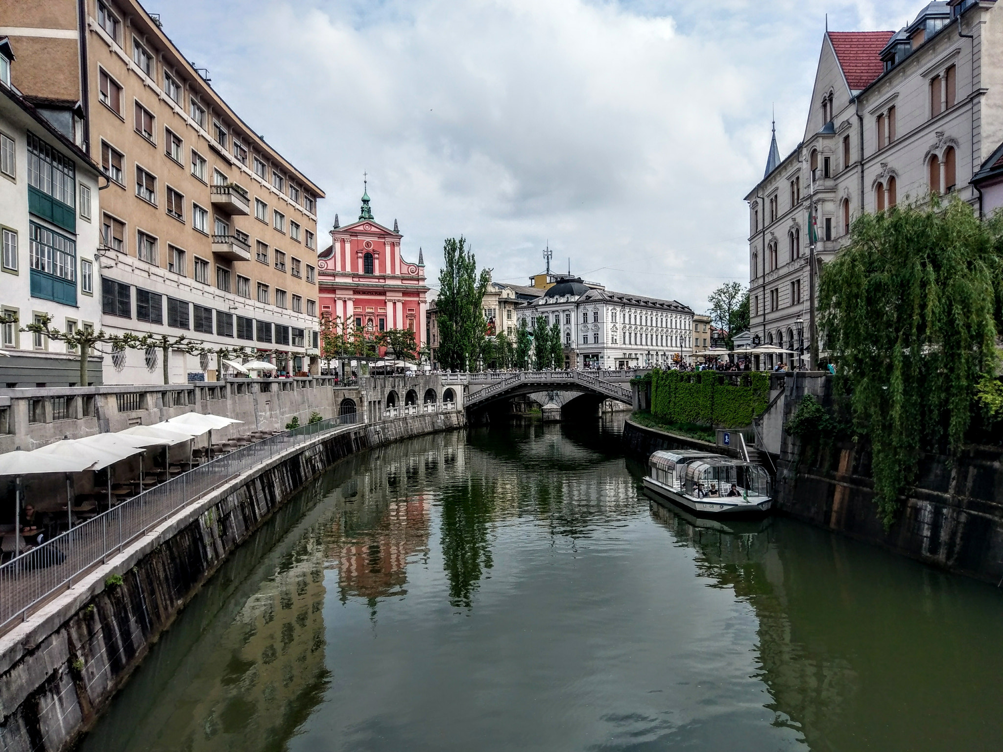 HTC 10 sample photo. Ljubljana photography
