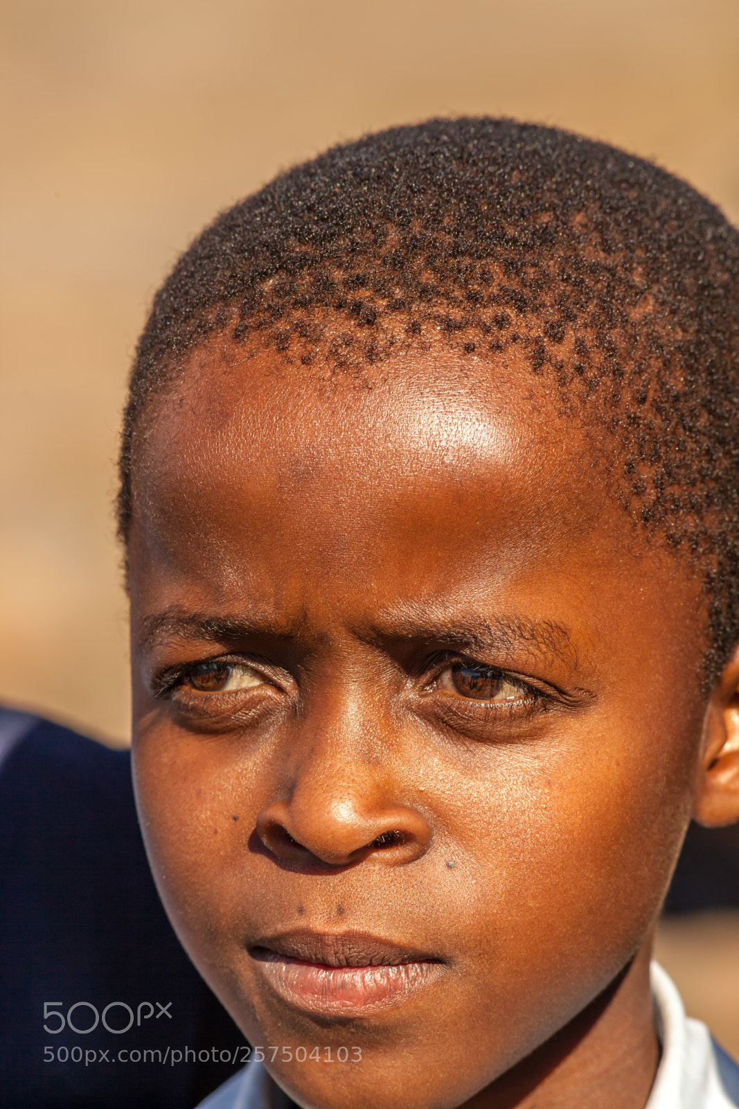 Canon EOS 5D Mark II sample photo. Smiling child photography