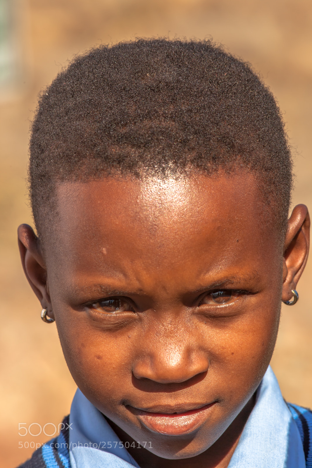 Canon EOS 5D Mark II sample photo. Smiling child photography