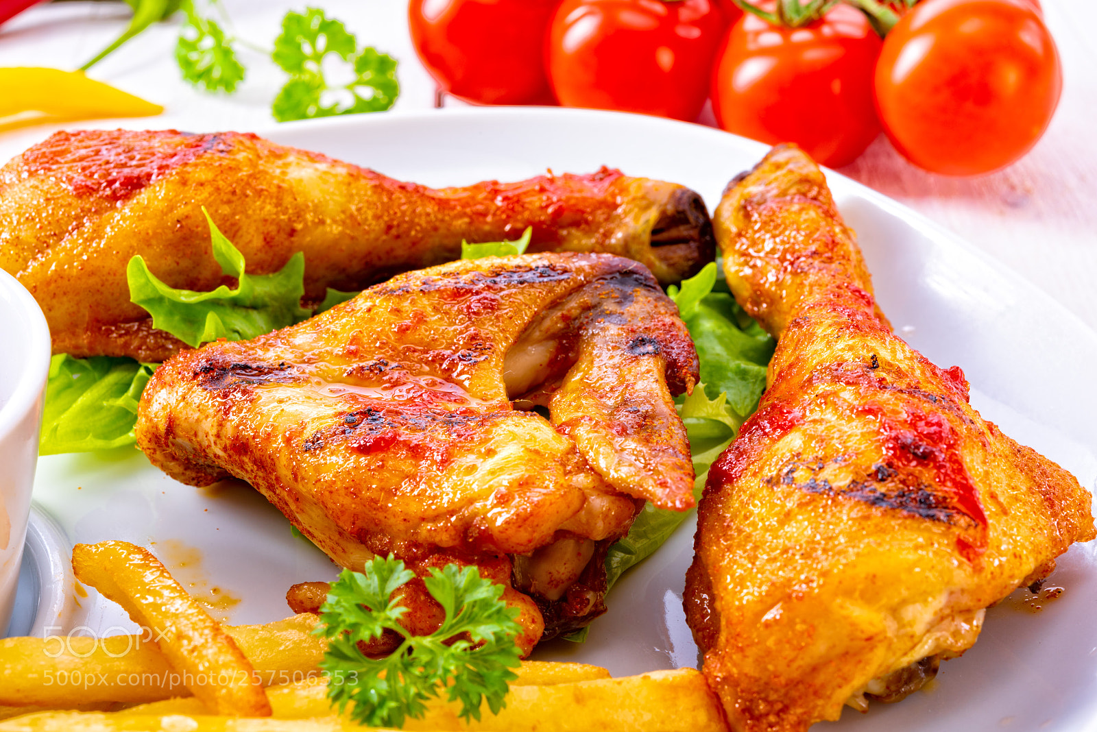 Nikon D810 sample photo. Grilled chicken wings,legs,chips and photography