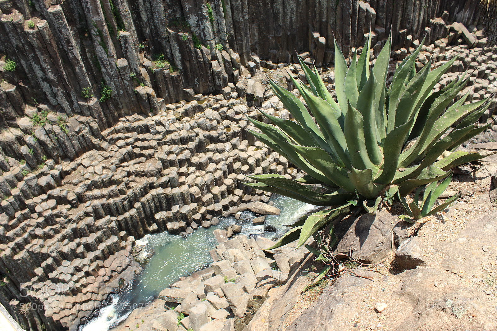 Canon EOS 1300D (EOS Rebel T6 / EOS Kiss X80) sample photo. Volcanic miracle photography