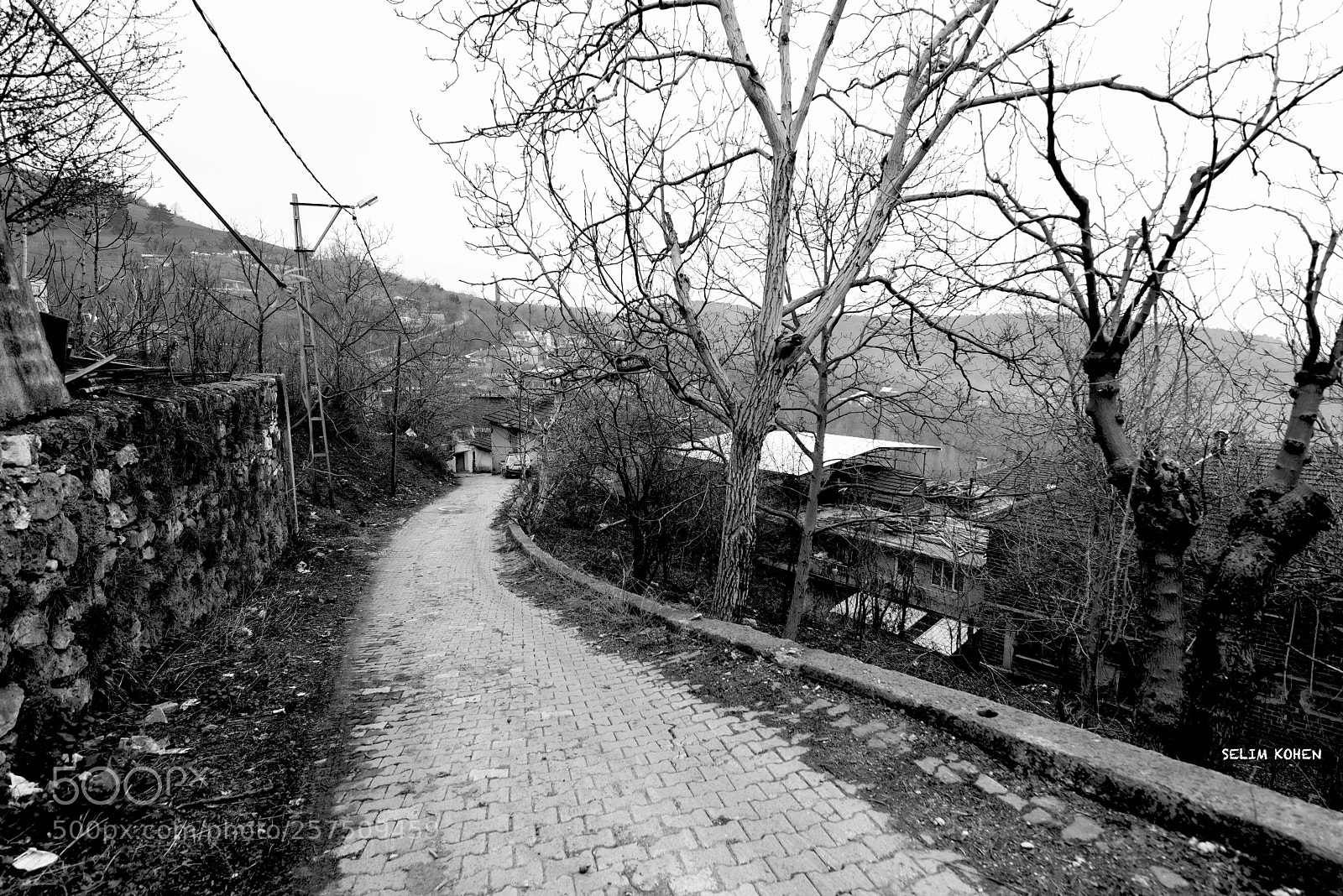 Nikon D810 sample photo. A poor, small neighborhood photography
