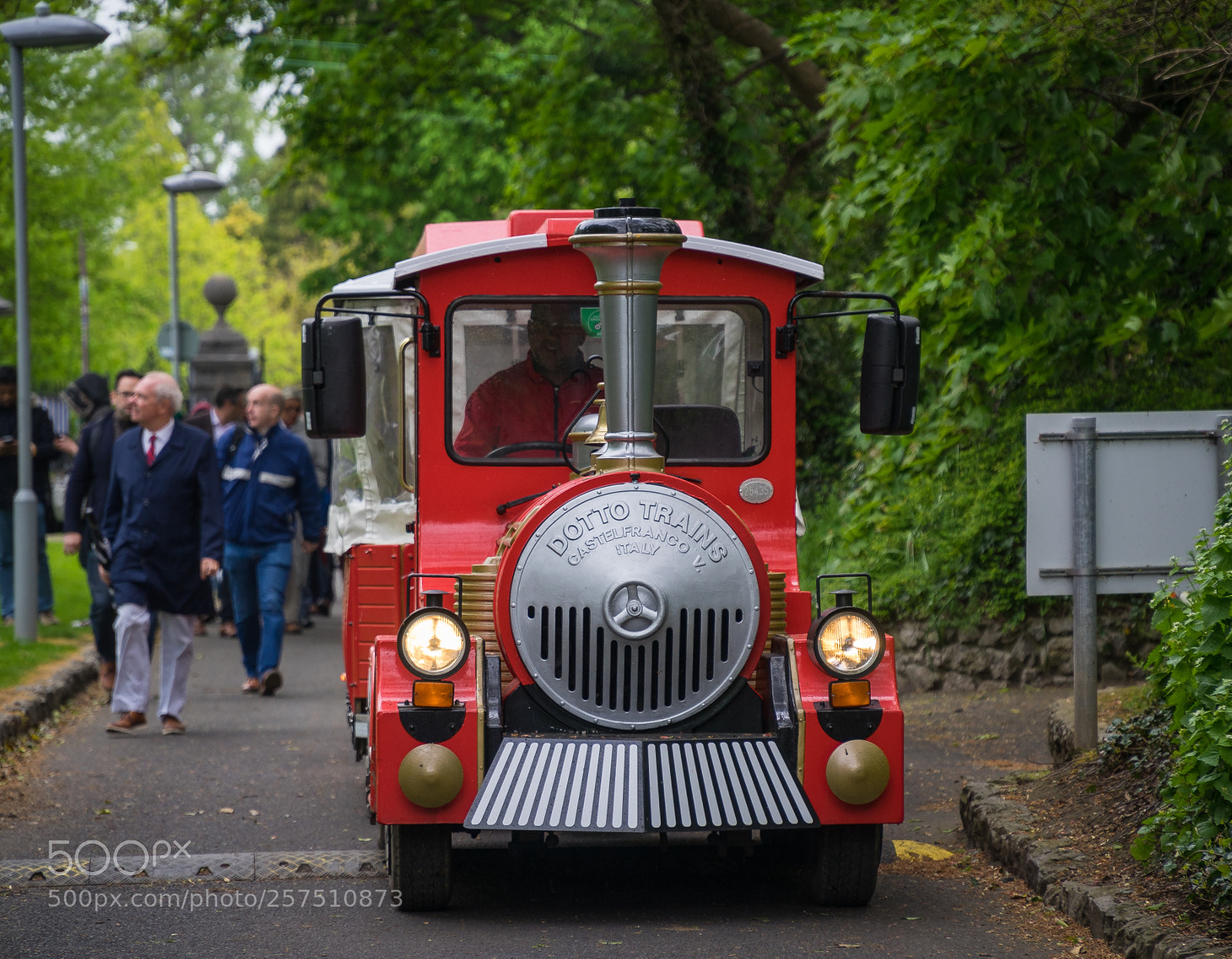 Sony a7 sample photo. Park photography