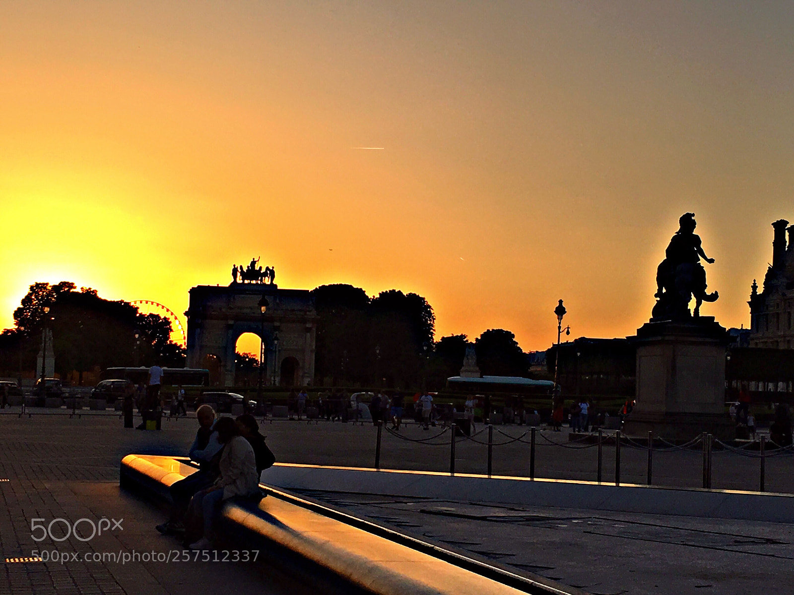 Apple iPhone 6s sample photo. Couché de soleil à paris  photography