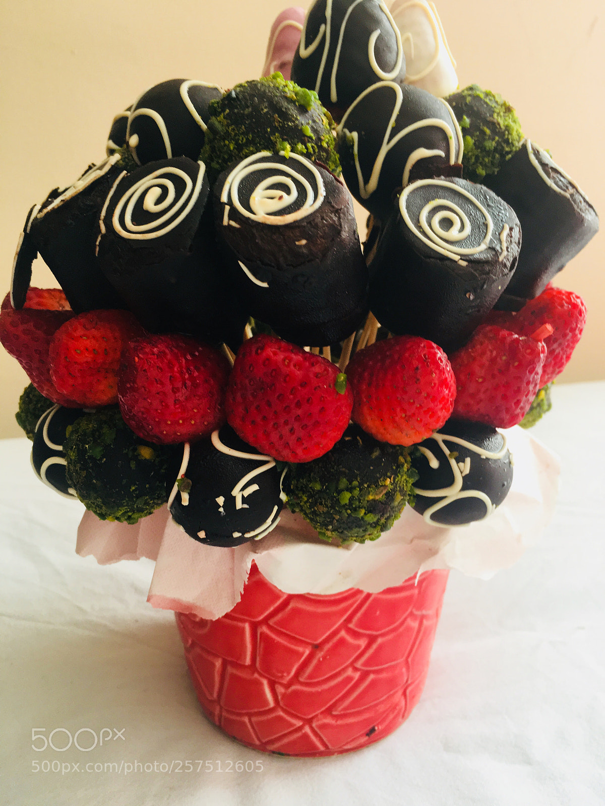 Apple iPhone 6s sample photo. Flowery cake and chocolate photography