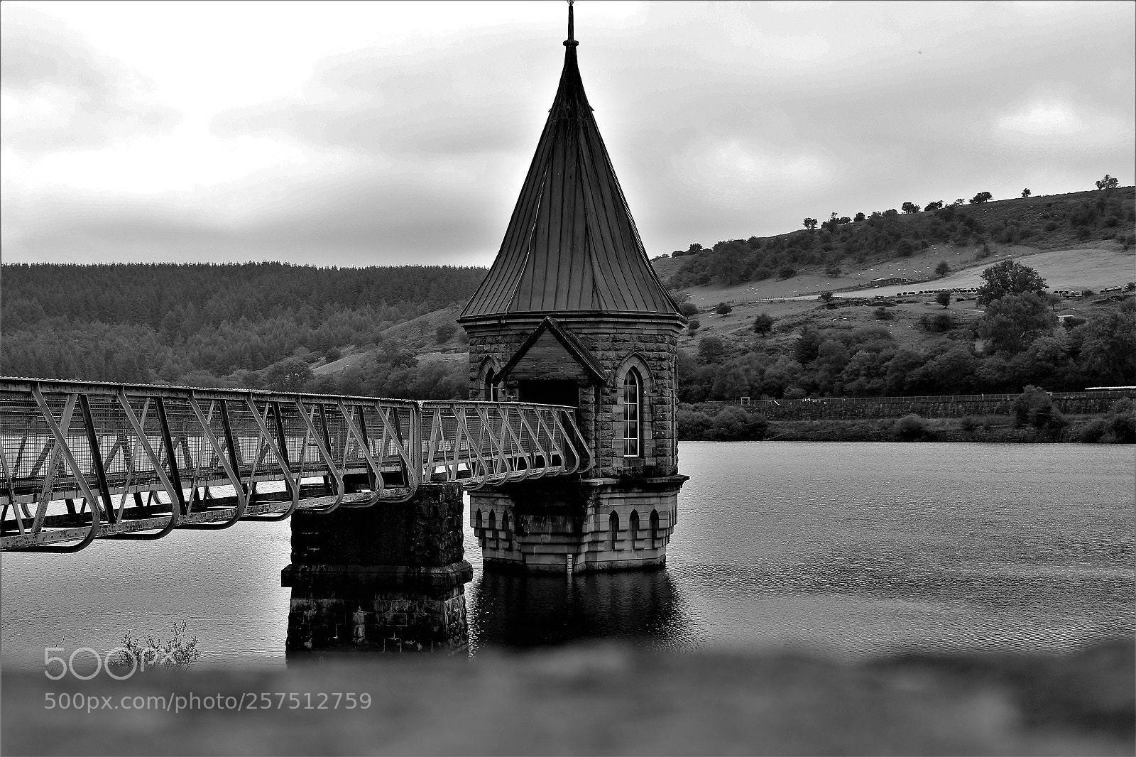 Canon EOS 100D (EOS Rebel SL1 / EOS Kiss X7) sample photo. Pontsticill reservoir photography