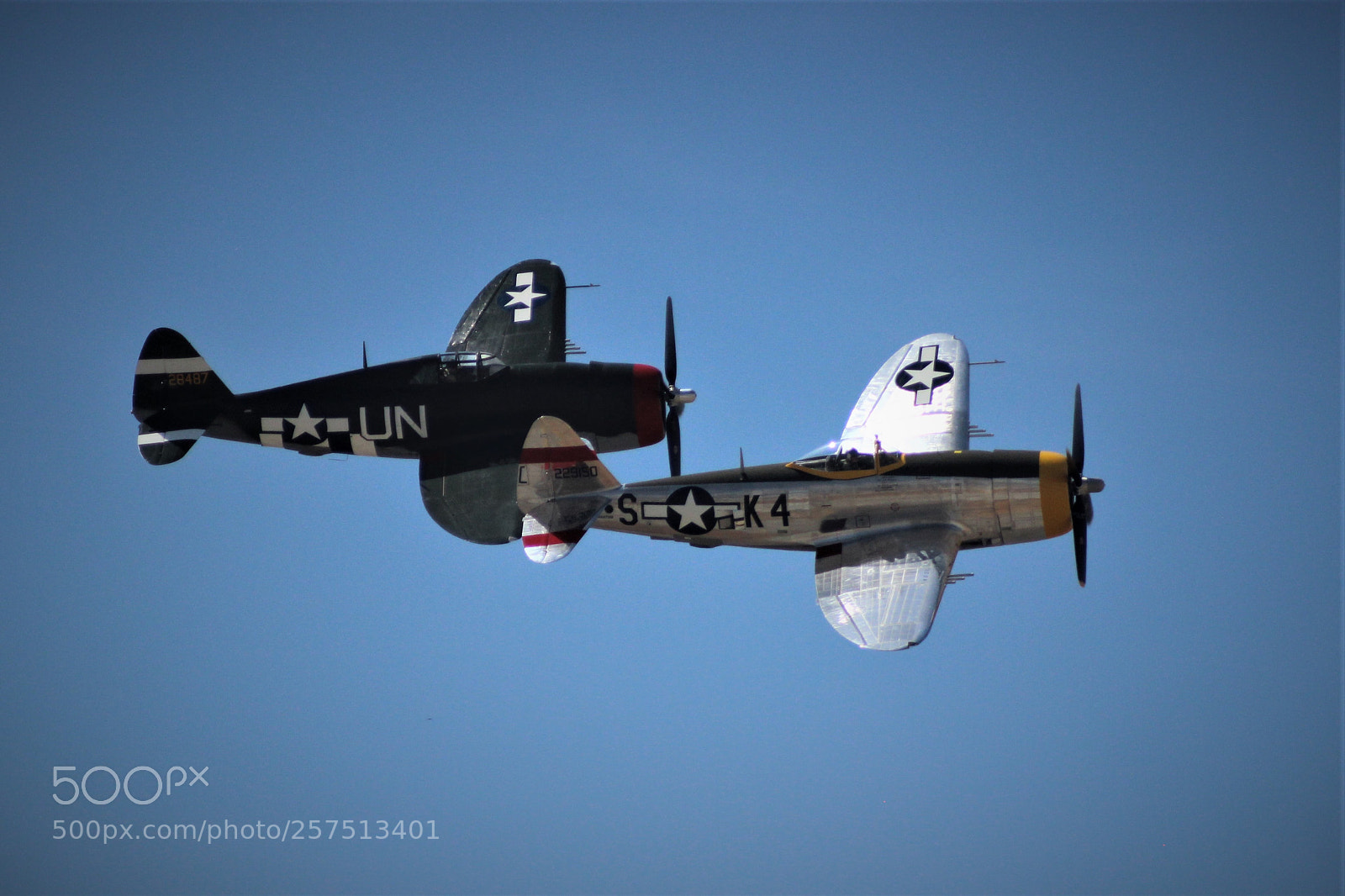 Canon EOS 600D (Rebel EOS T3i / EOS Kiss X5) sample photo. P-47s in flight photography