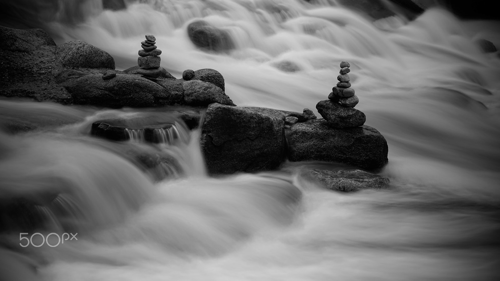 Canon EF 400mm f/2.8L sample photo. Creek cairns photography
