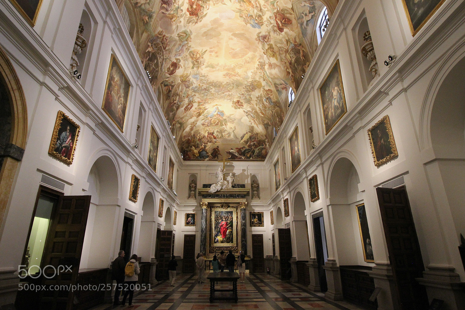 Canon EOS 550D (EOS Rebel T2i / EOS Kiss X4) sample photo. Toledo cathedral photography