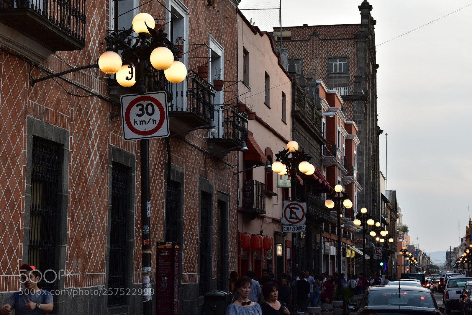 Nikon D5600 sample photo. Street photography