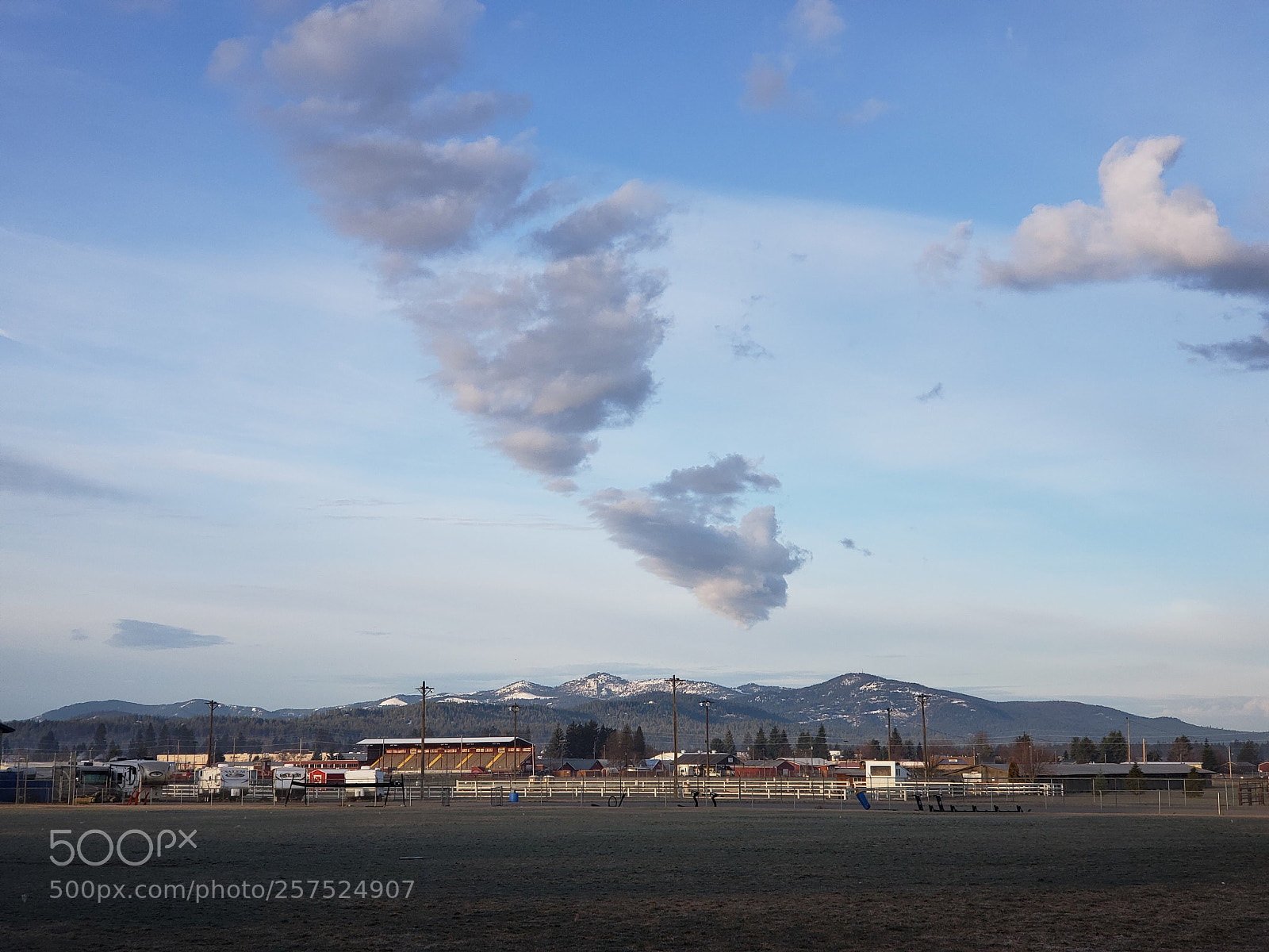 Samsung Galaxy S9+ sample photo. Fairgrounds sunrise photography