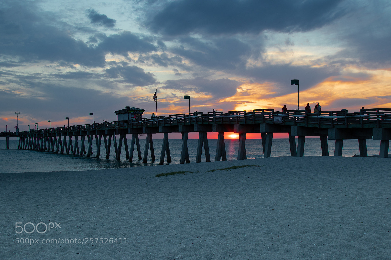 Canon EOS 7D Mark II sample photo. Venice pier sunset 1 photography
