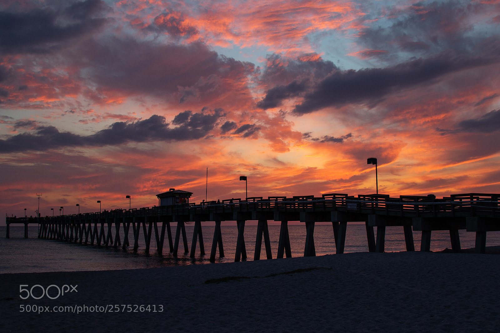 Canon EOS 7D Mark II sample photo. Venice pier sunset photography