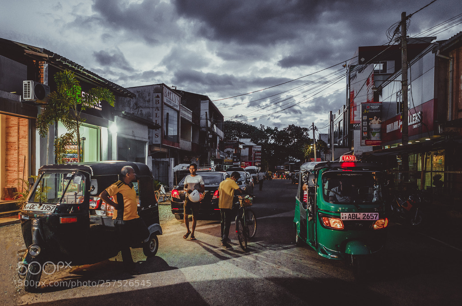 Sony a7R III sample photo. Srilanka humanity photography