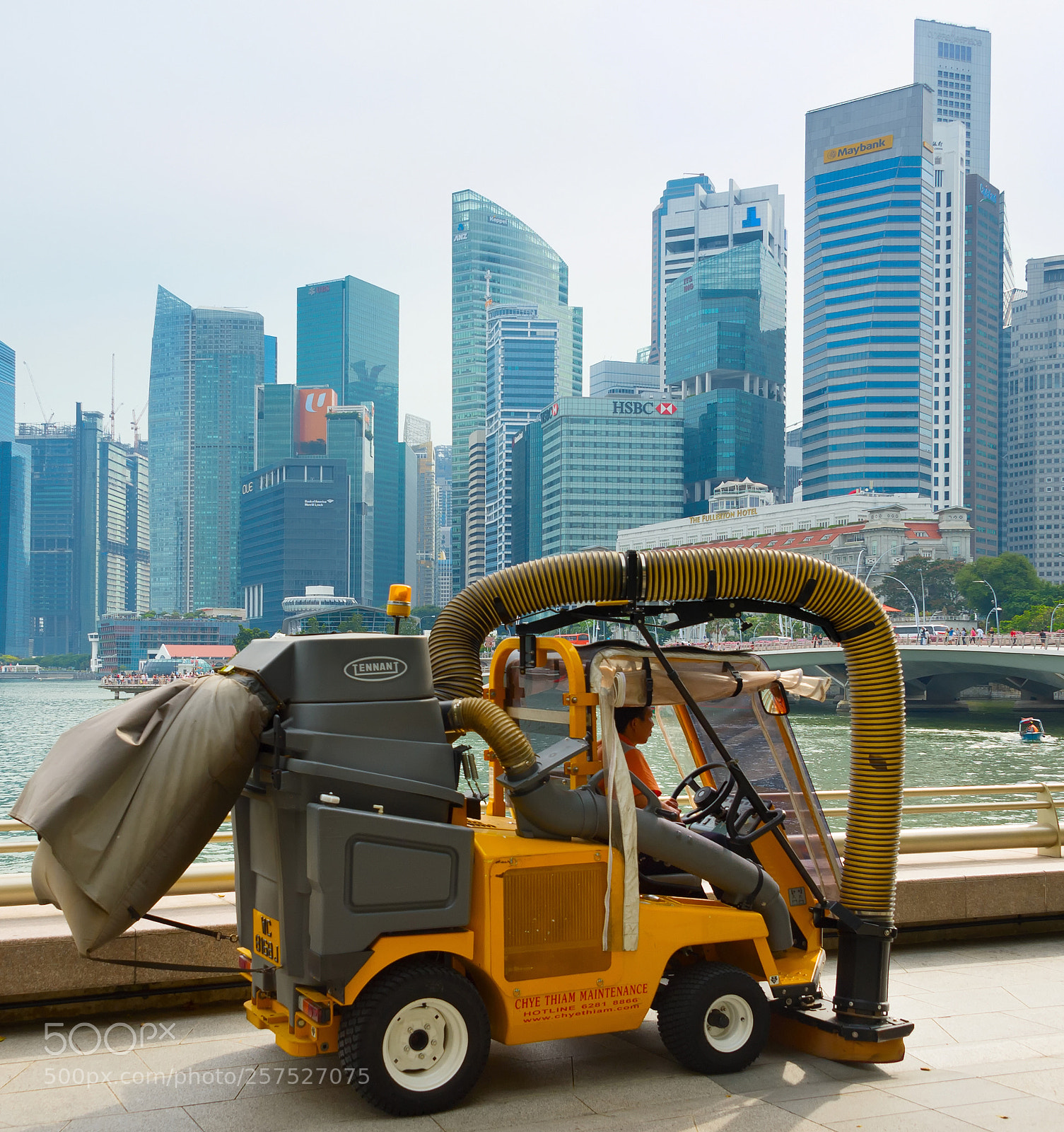 Nikon Df sample photo. Cleaning vehicle in singapore photography