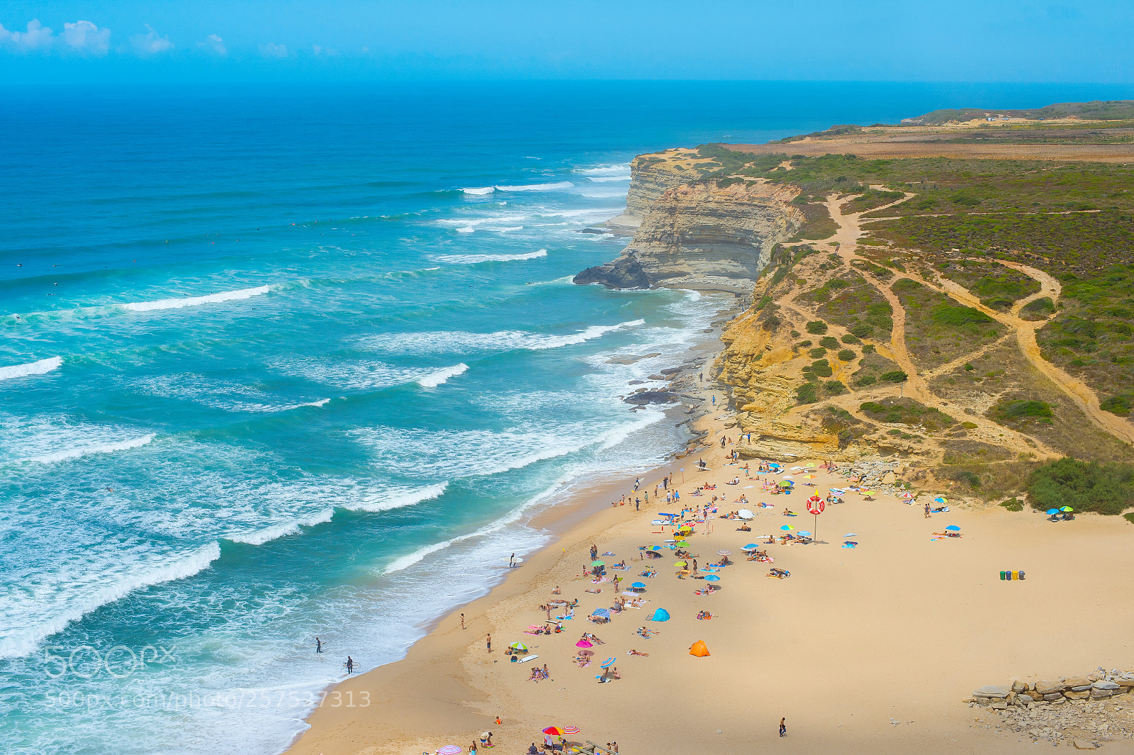 Nikon Df sample photo. People ocean beach coastline photography