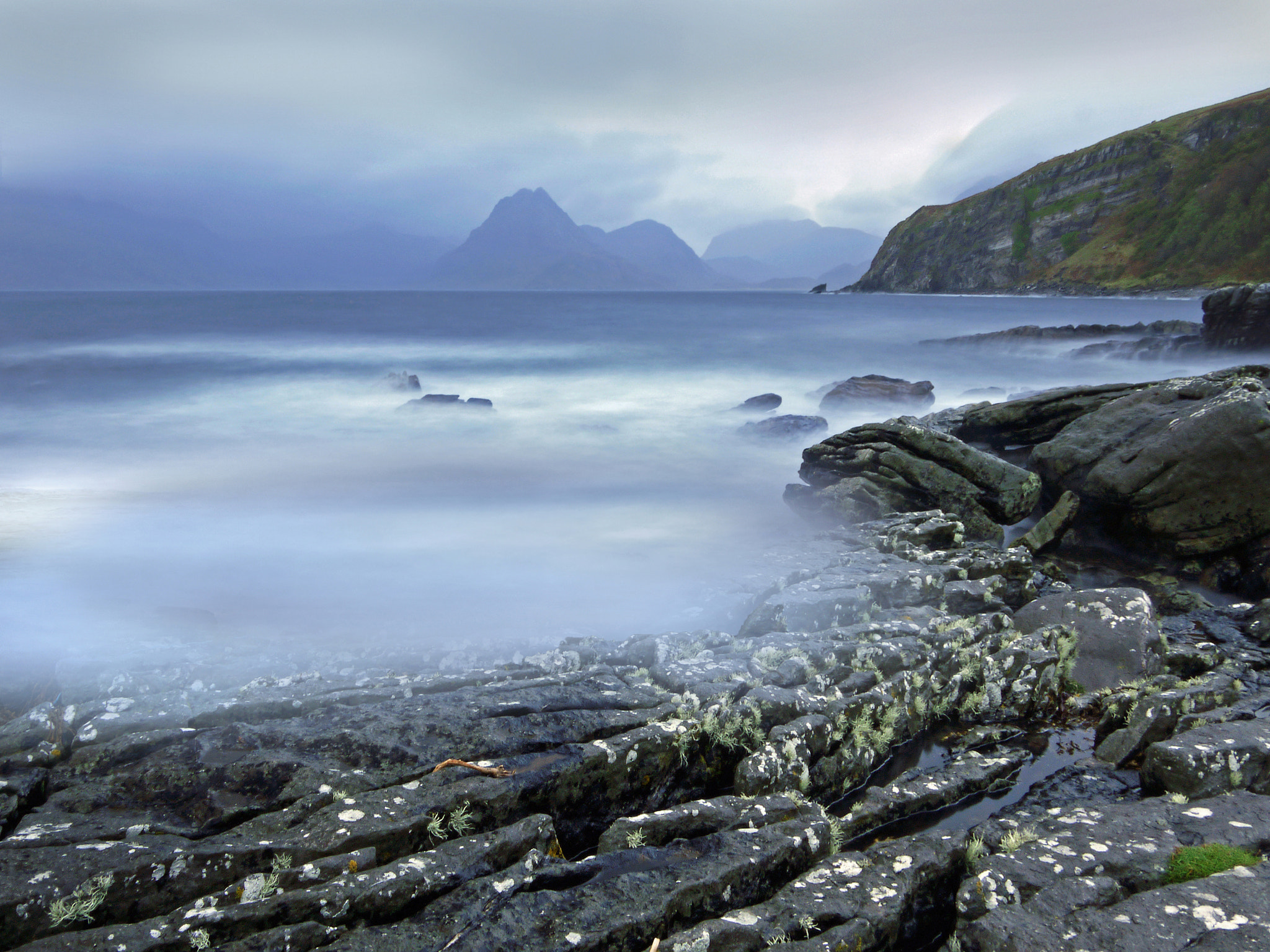 Panasonic Lumix DMC-GF1 sample photo. Incoming tide photography