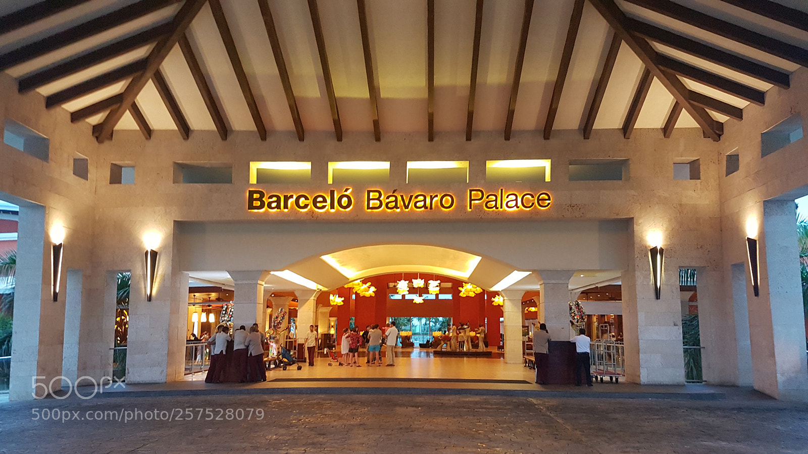 Samsung Galaxy S7 Edge sample photo. 01.01_bavaro_lobby photography