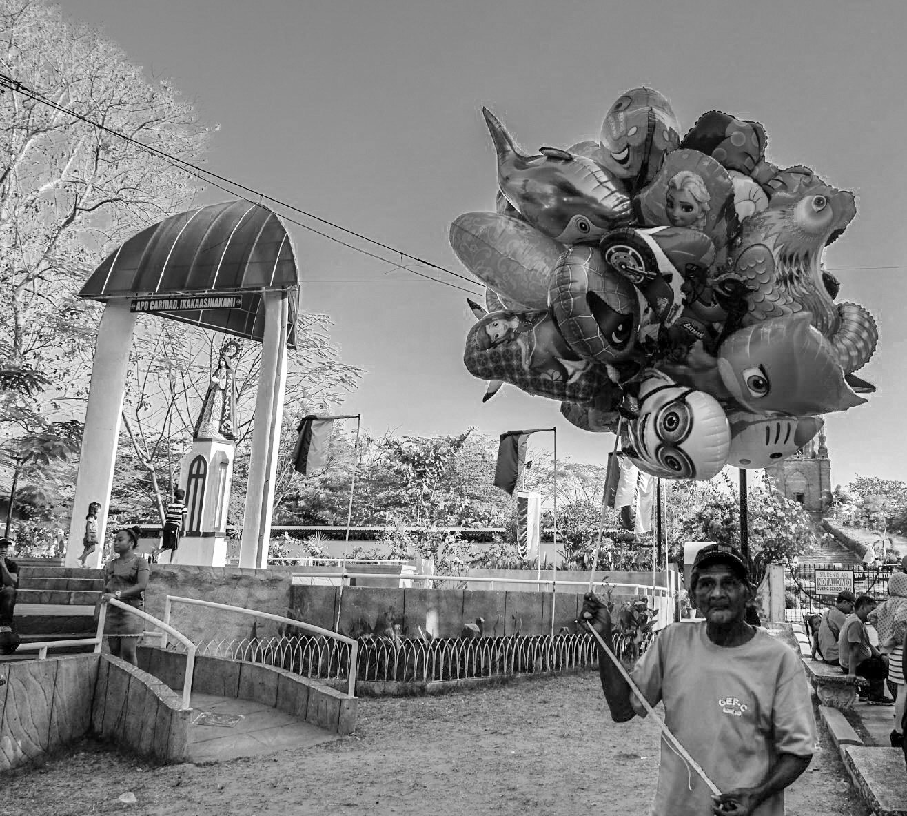 Fujifilm X-A10 sample photo. Balloons, anyone?  photography