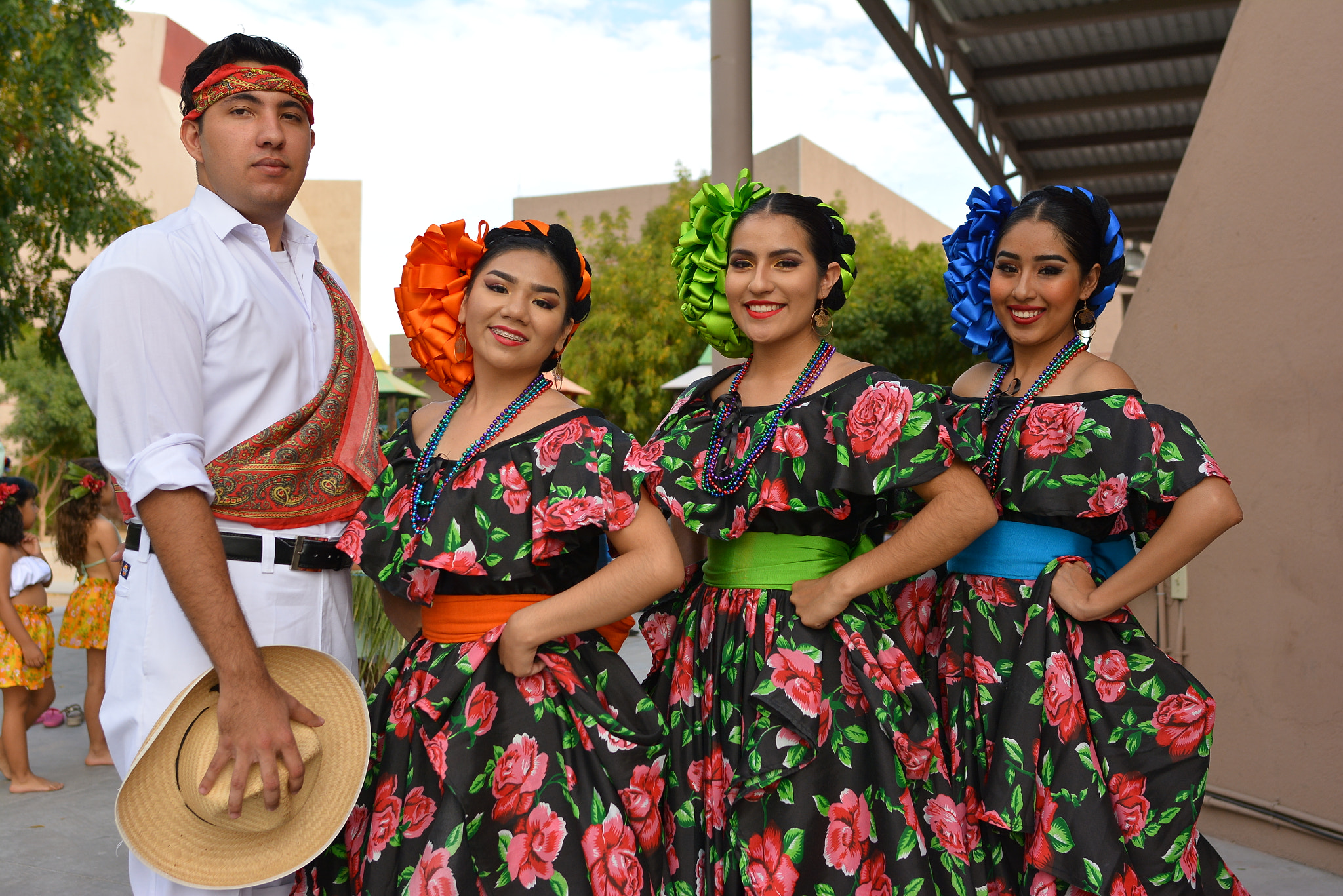 Nikon AF-S Nikkor 24mm F1.8G ED sample photo. Folklor   dancers. photography