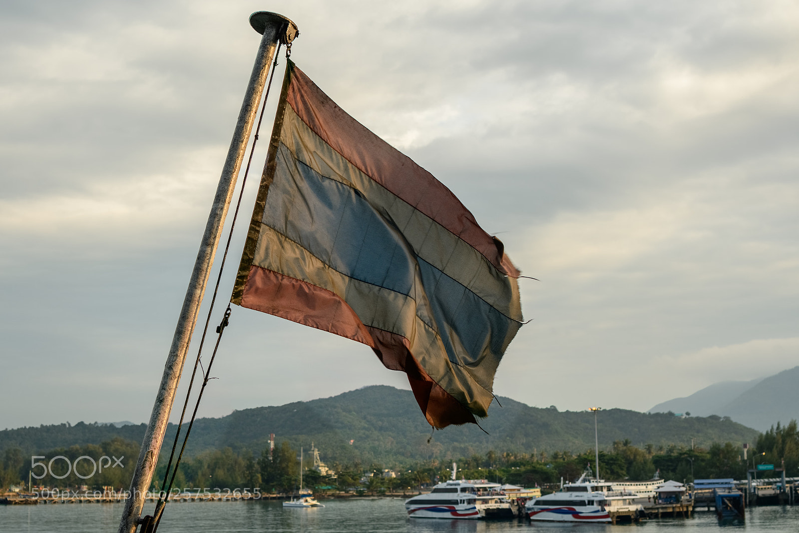 Nikon D7500 sample photo. Flag photography