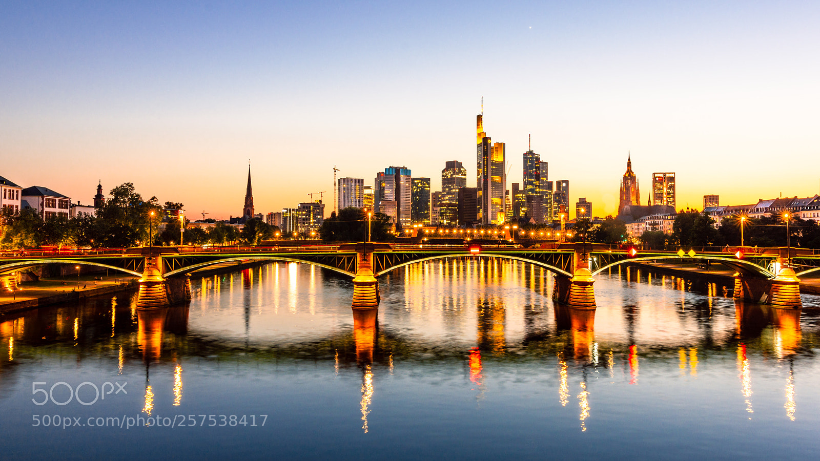 Nikon D7200 sample photo. Frankfurt skyline twilight hour photography