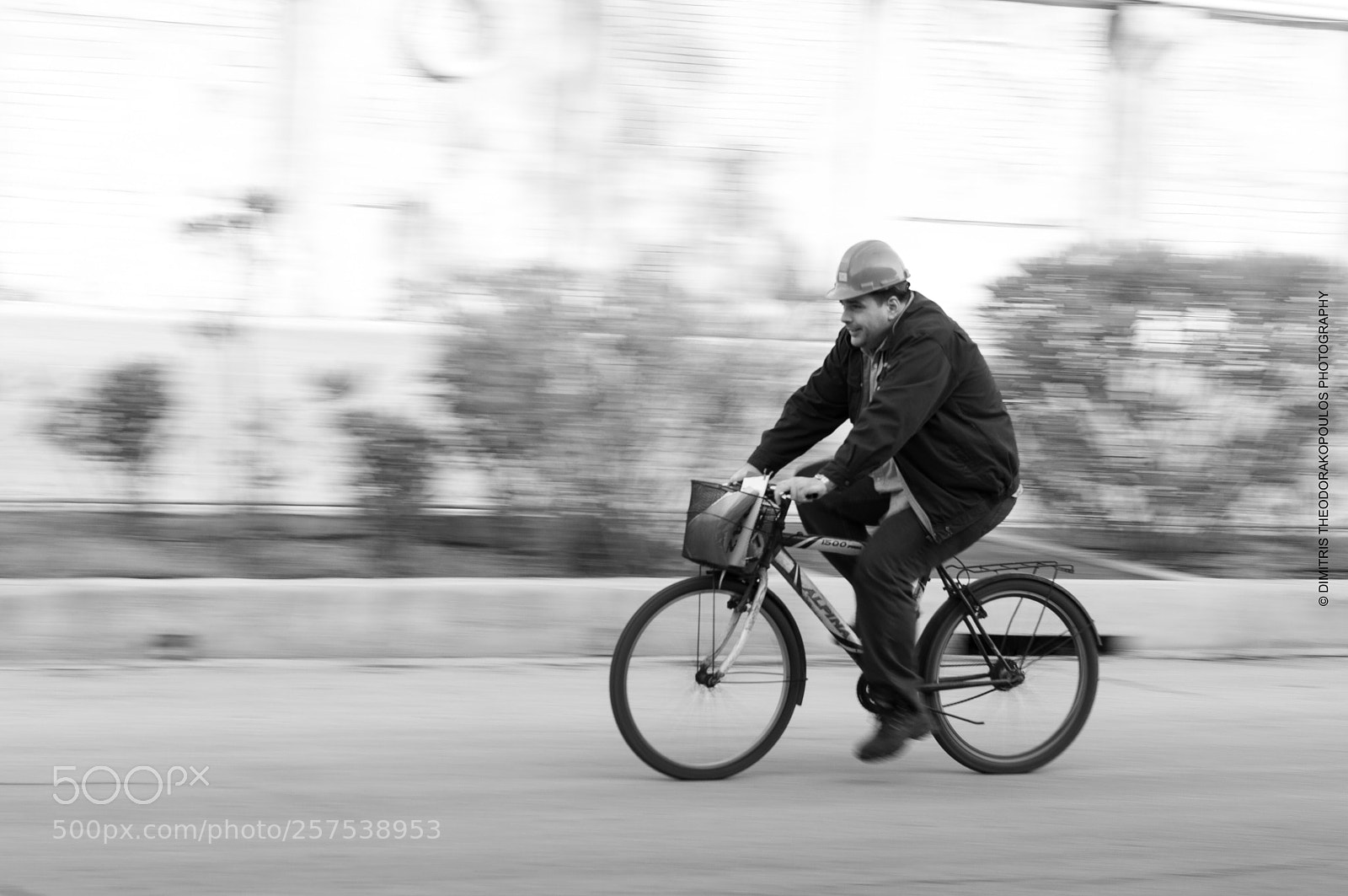 Nikon D5000 sample photo. Panning  photography