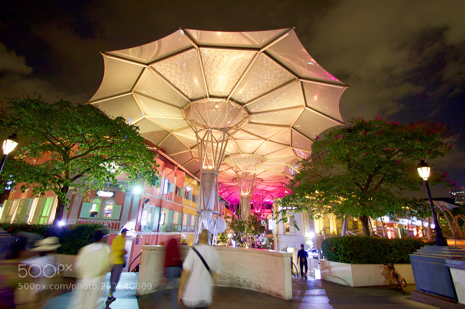 Canon EOS 7D Mark II sample photo. Clarke quay with streets photography
