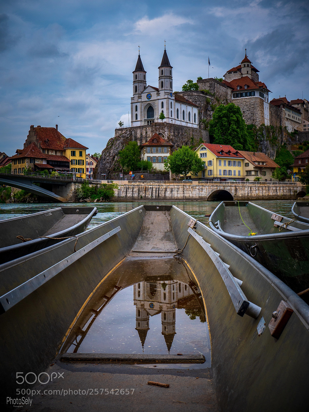 Panasonic Lumix DC-G9 sample photo. Aarburg in reflection... photography