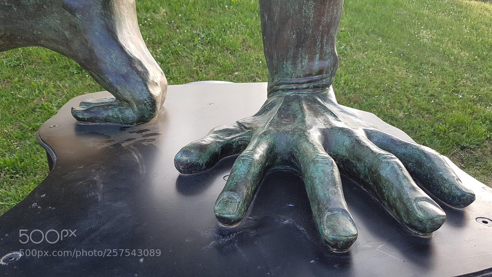 Samsung Galaxy S7 sample photo. Hand photography
