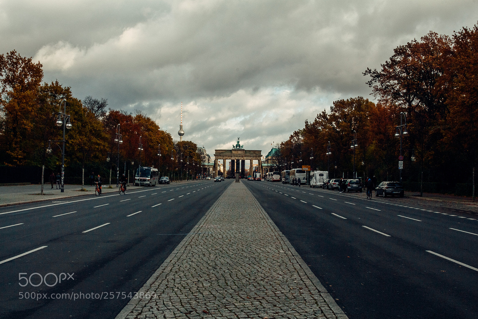 Canon EOS 700D (EOS Rebel T5i / EOS Kiss X7i) sample photo. Brandenburger tor photography