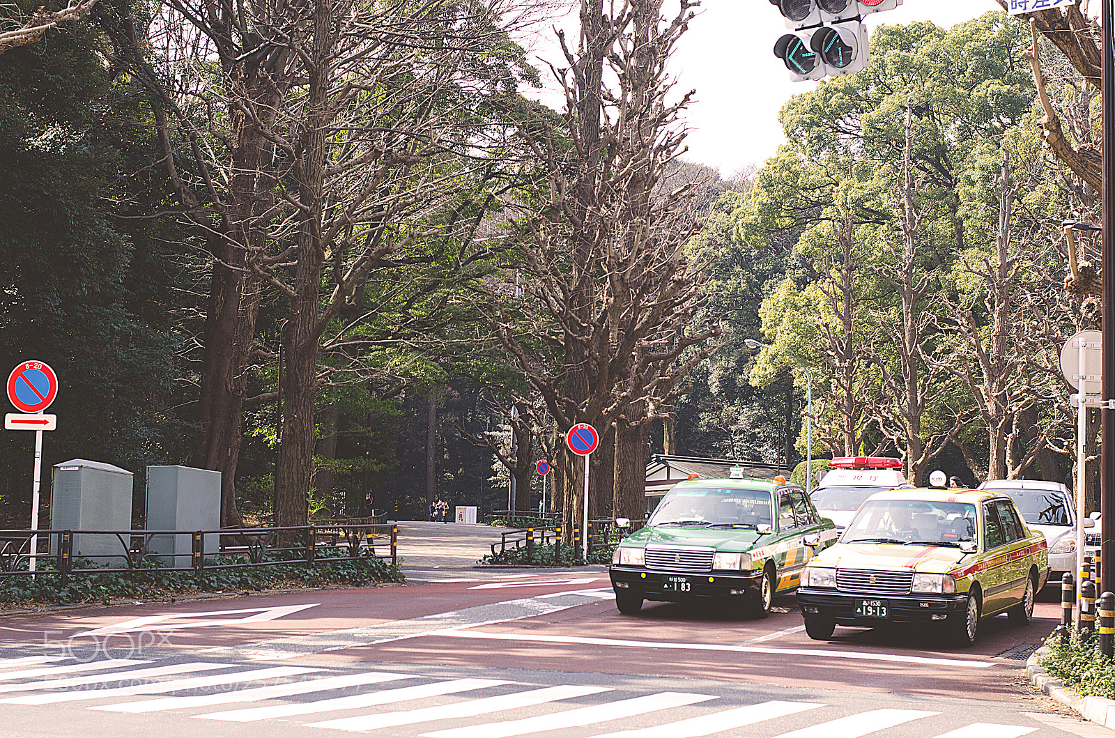 Nikon D7000 sample photo. Taxi! photography