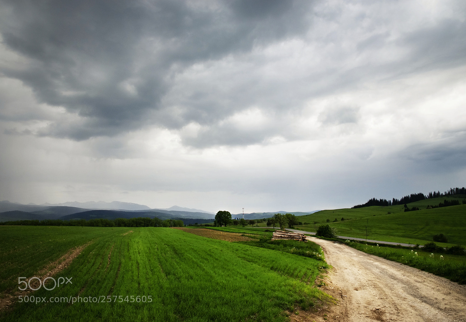 Nikon D5500 sample photo. Mountain scenery with clouds photography