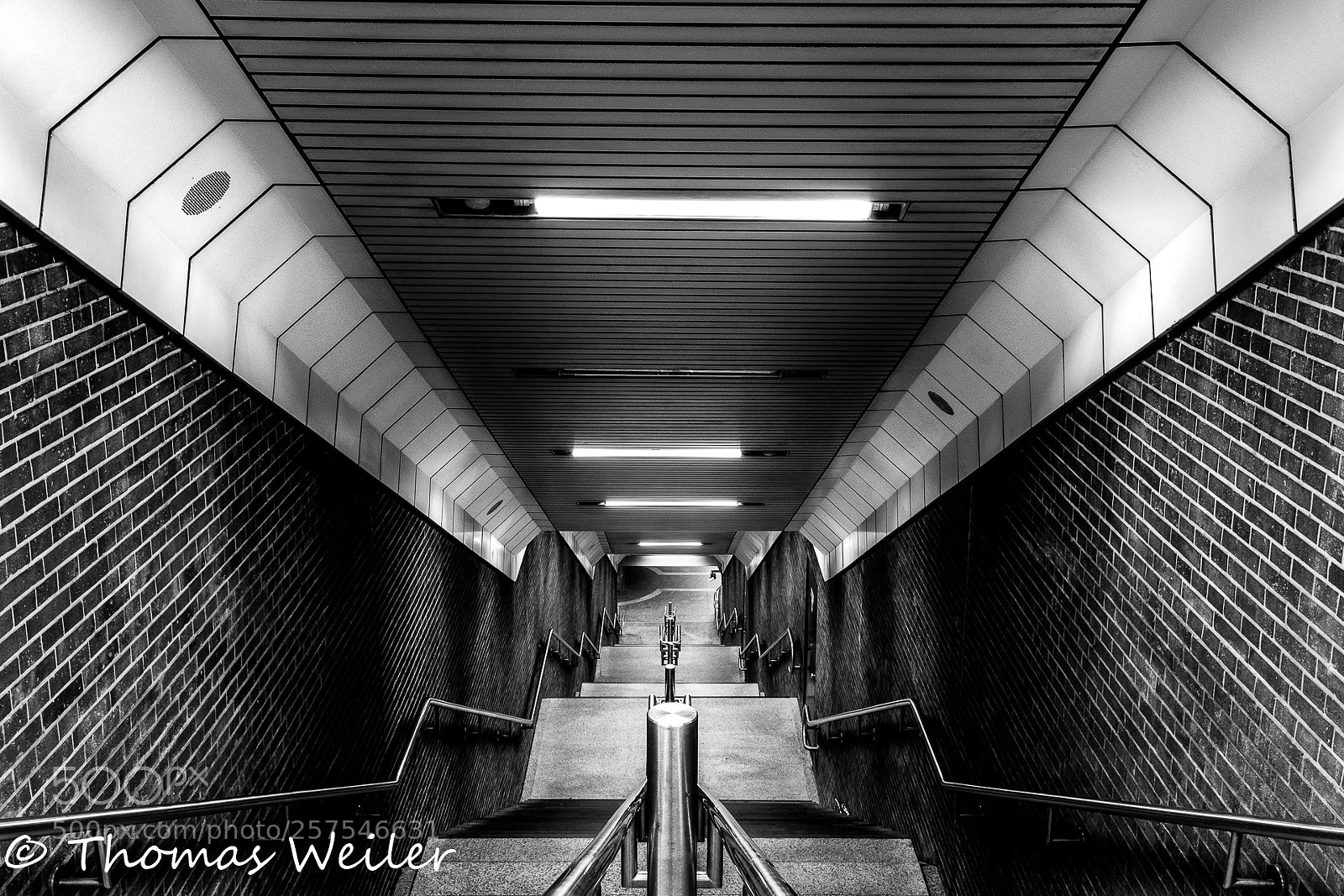 Fujifilm X-T1 sample photo. Stairway to underground photography