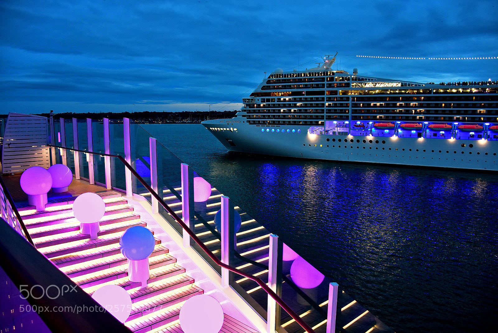 Nikon D7200 sample photo. Cruise romance photography