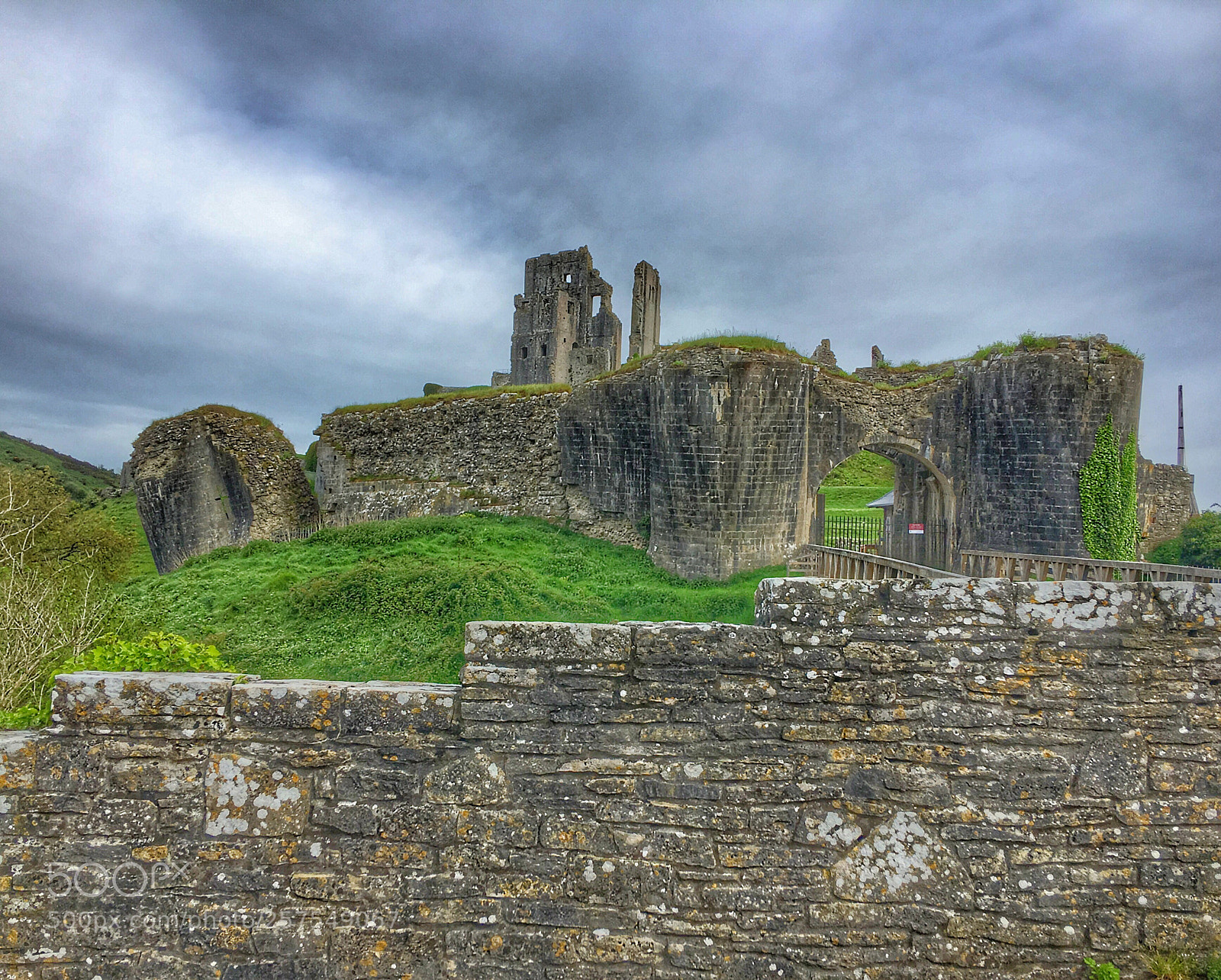 Apple iPhone 6s Plus sample photo. Corfe castle photography