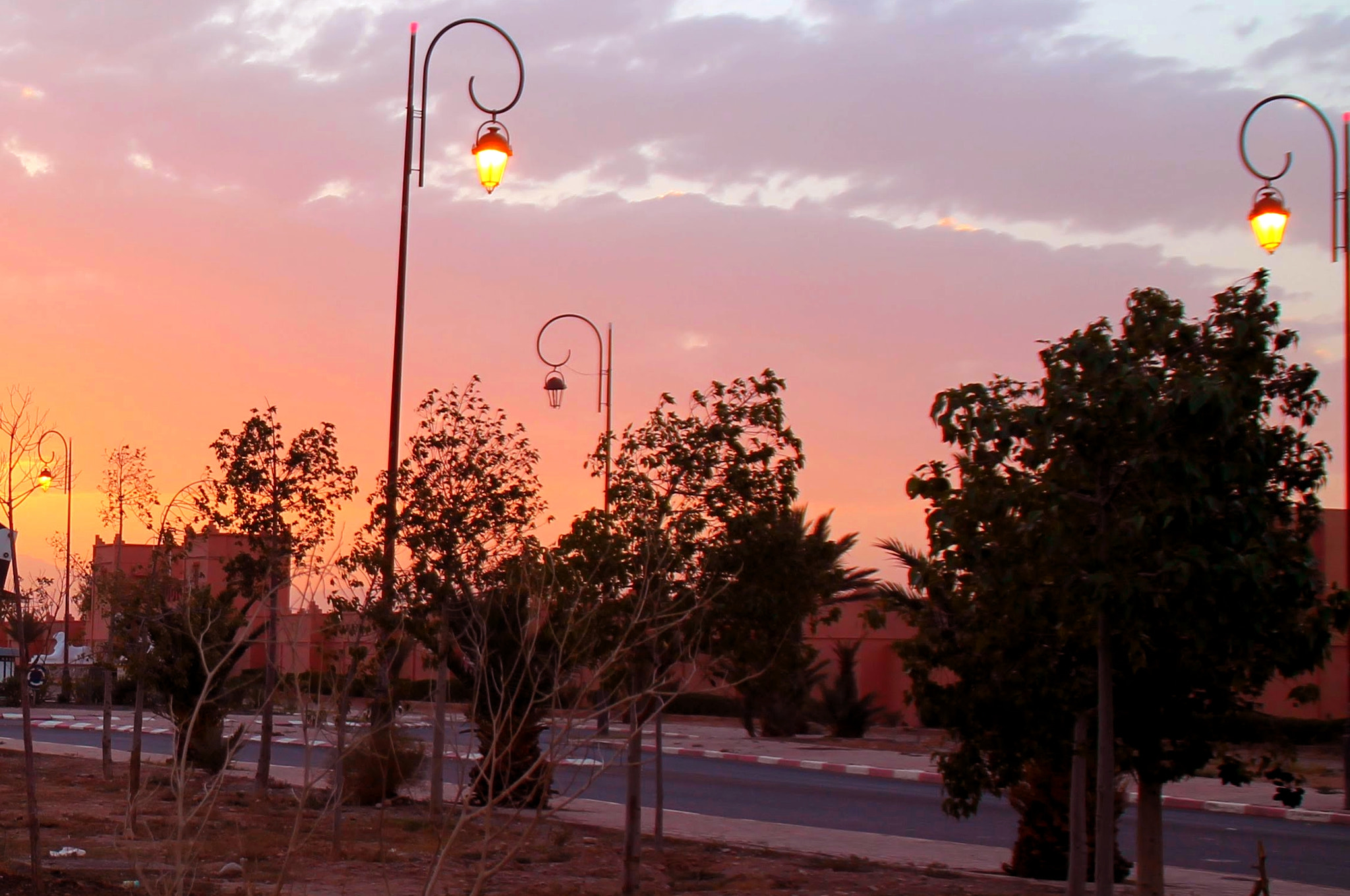 Canon EOS 1100D (EOS Rebel T3 / EOS Kiss X50) sample photo. Ouarzazate .. african hollywood photography