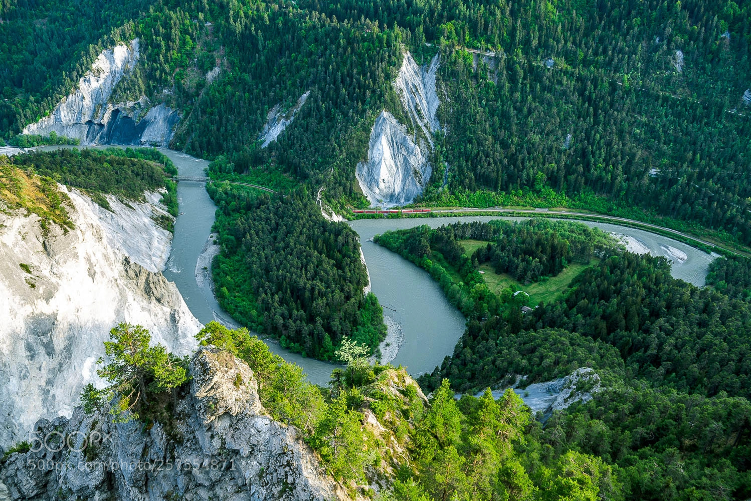 Nikon D810 sample photo. Die rheinschlucht der swiss photography