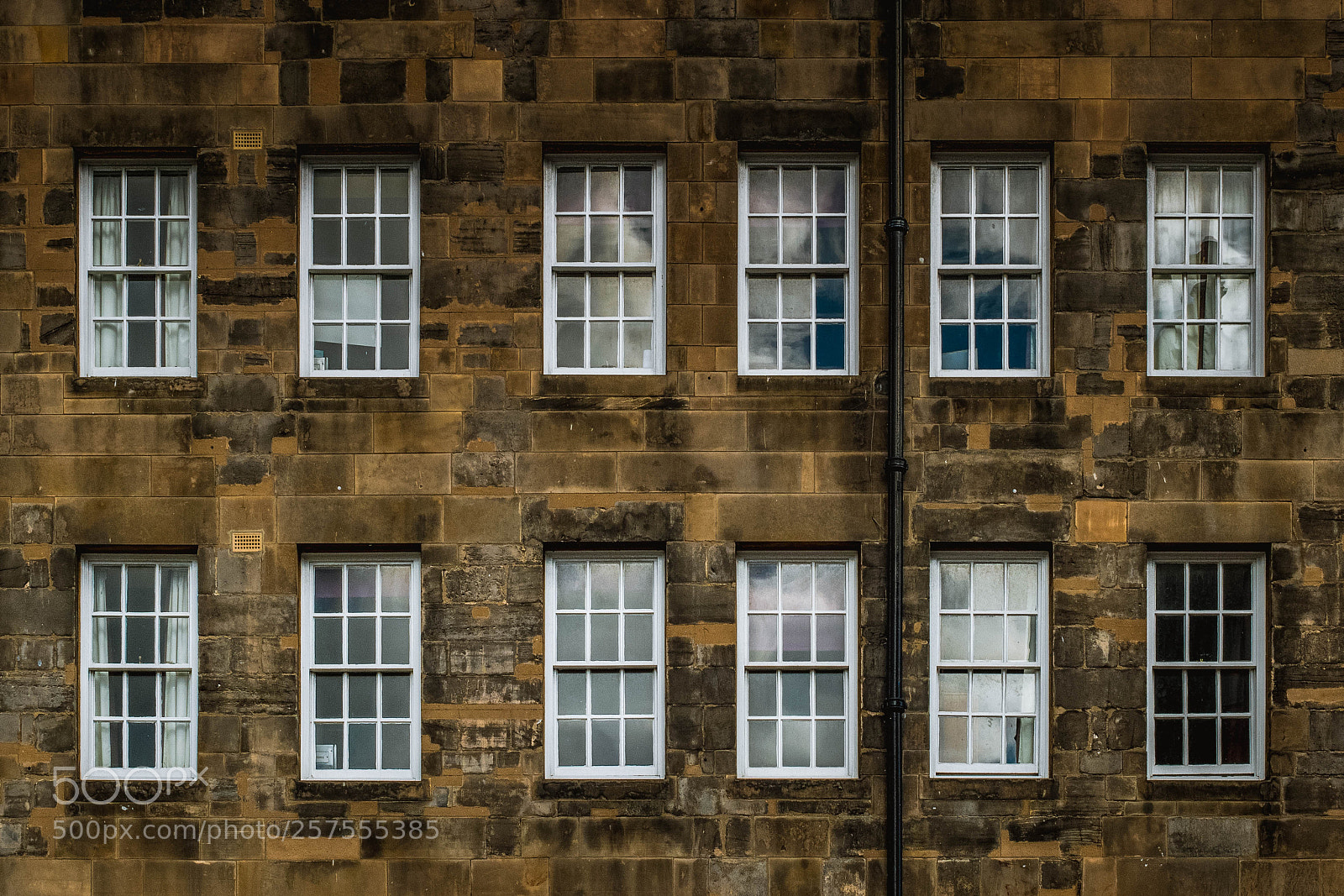 Canon EOS 7D Mark II sample photo. Victoria street photography