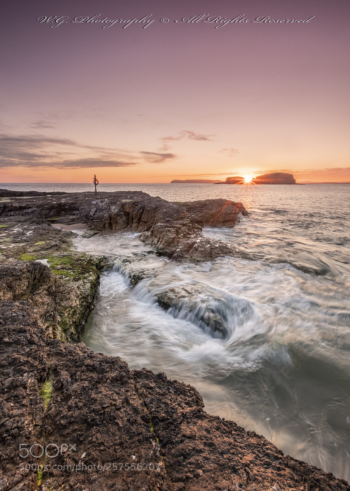 Fujifilm X-T2 sample photo. "sunrise between sheep island" photography