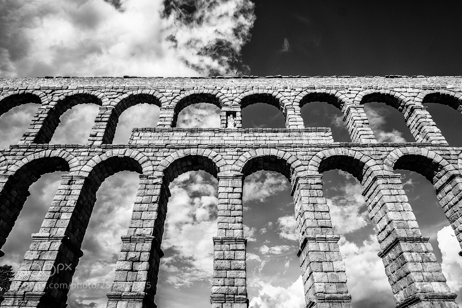 Fujifilm X-T2 sample photo. Aquaduct photography