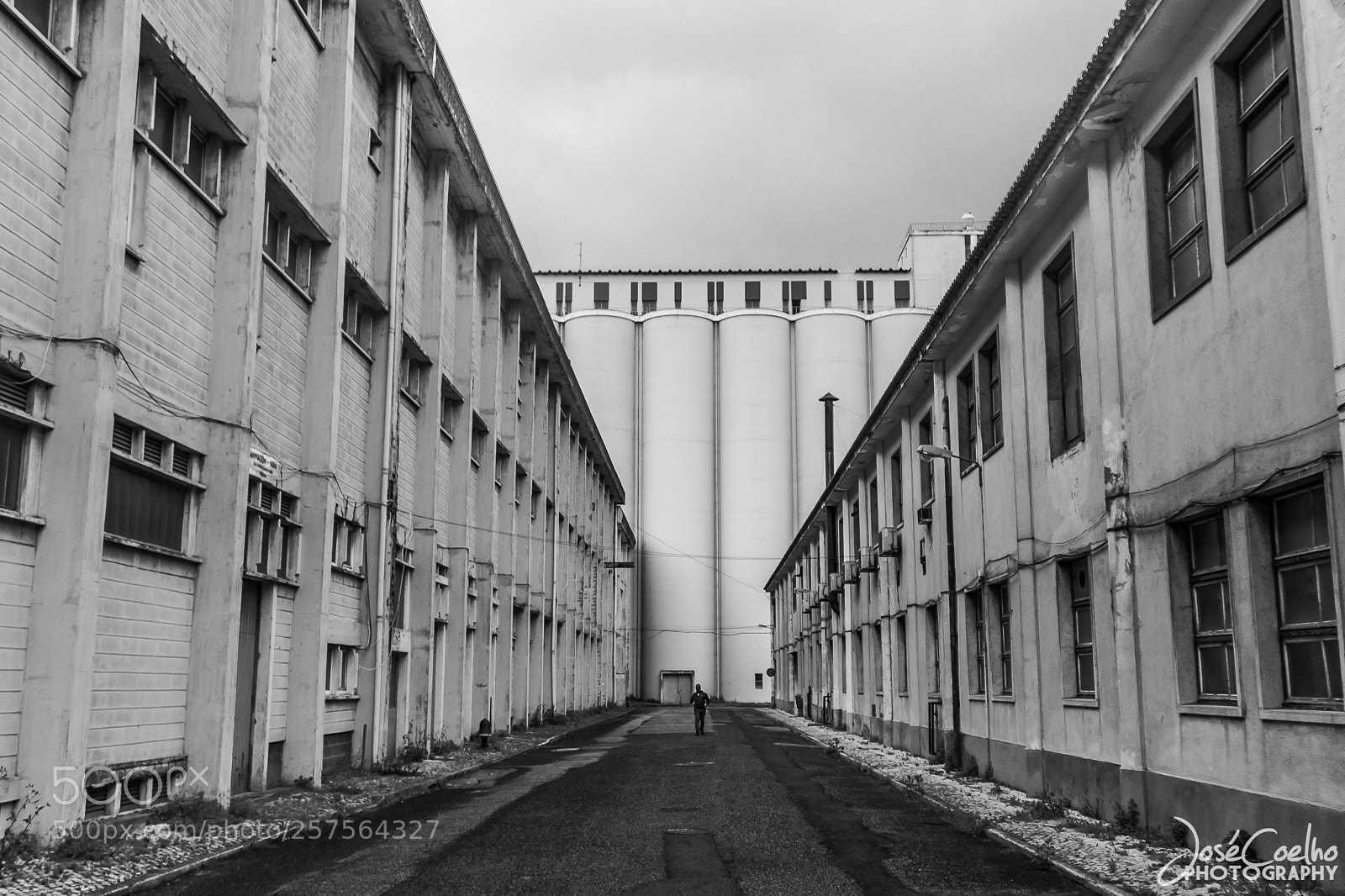 Canon EOS 1200D (EOS Rebel T5 / EOS Kiss X70 / EOS Hi) sample photo. Old industrial factories in photography
