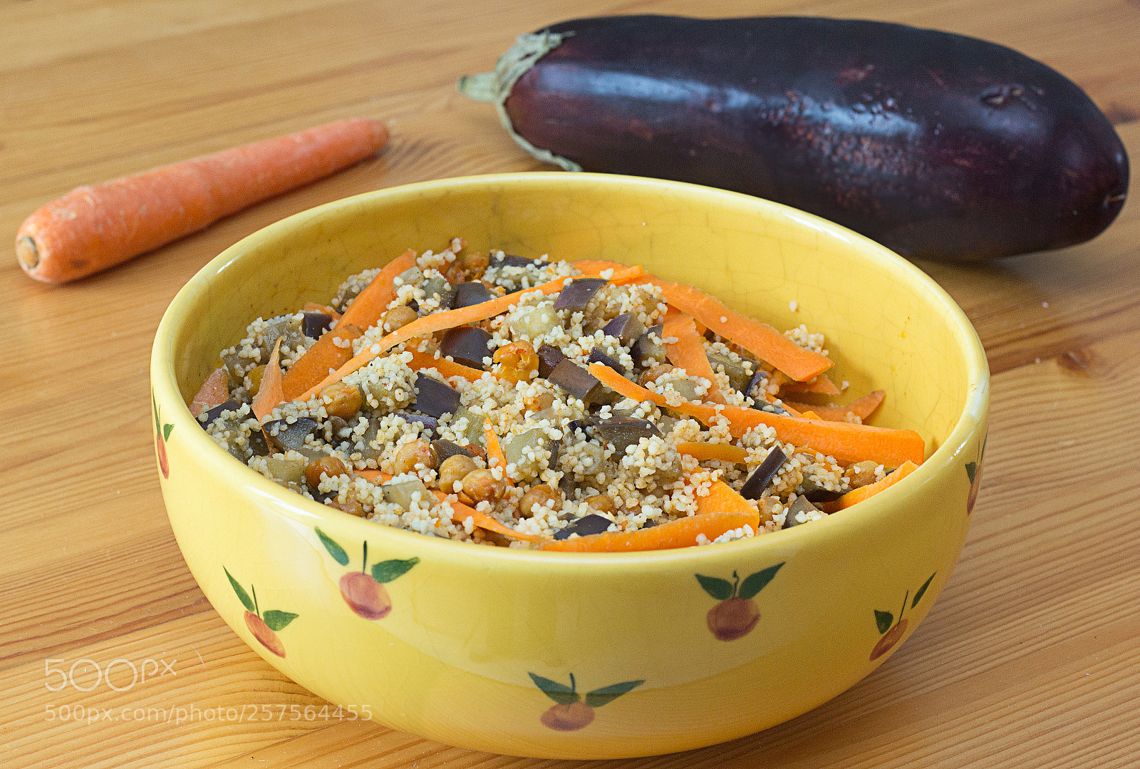 Canon EOS 60D sample photo. Couscous aux légumes photography