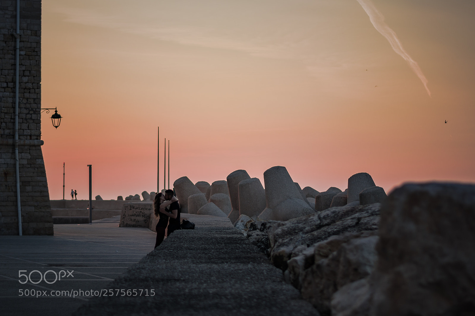 Nikon D5200 sample photo. Kissing at sunset photography