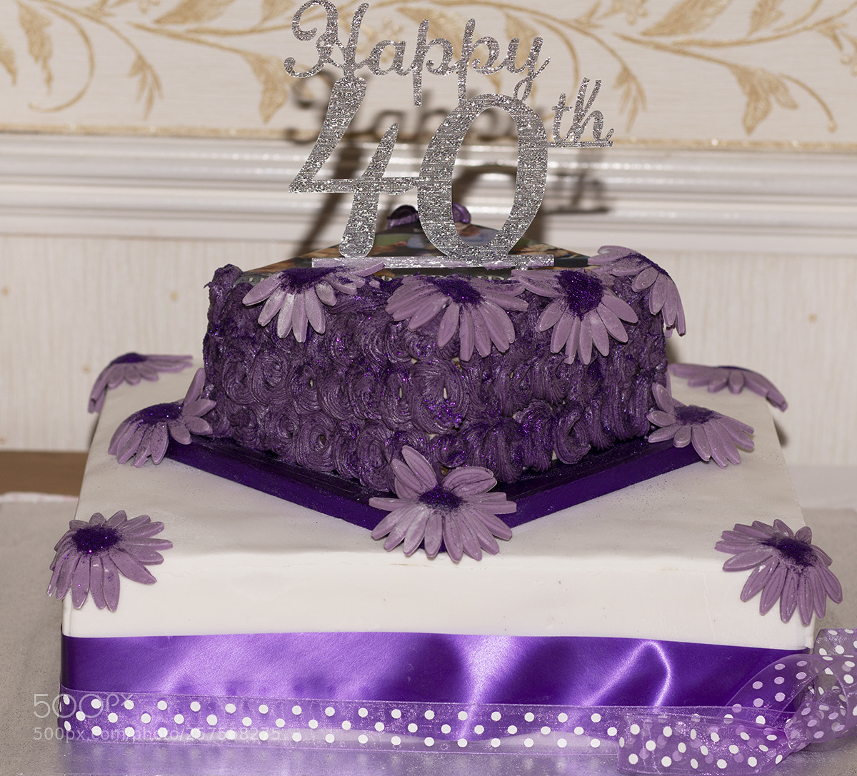Canon EOS 5D Mark IV sample photo. A special cake. photography