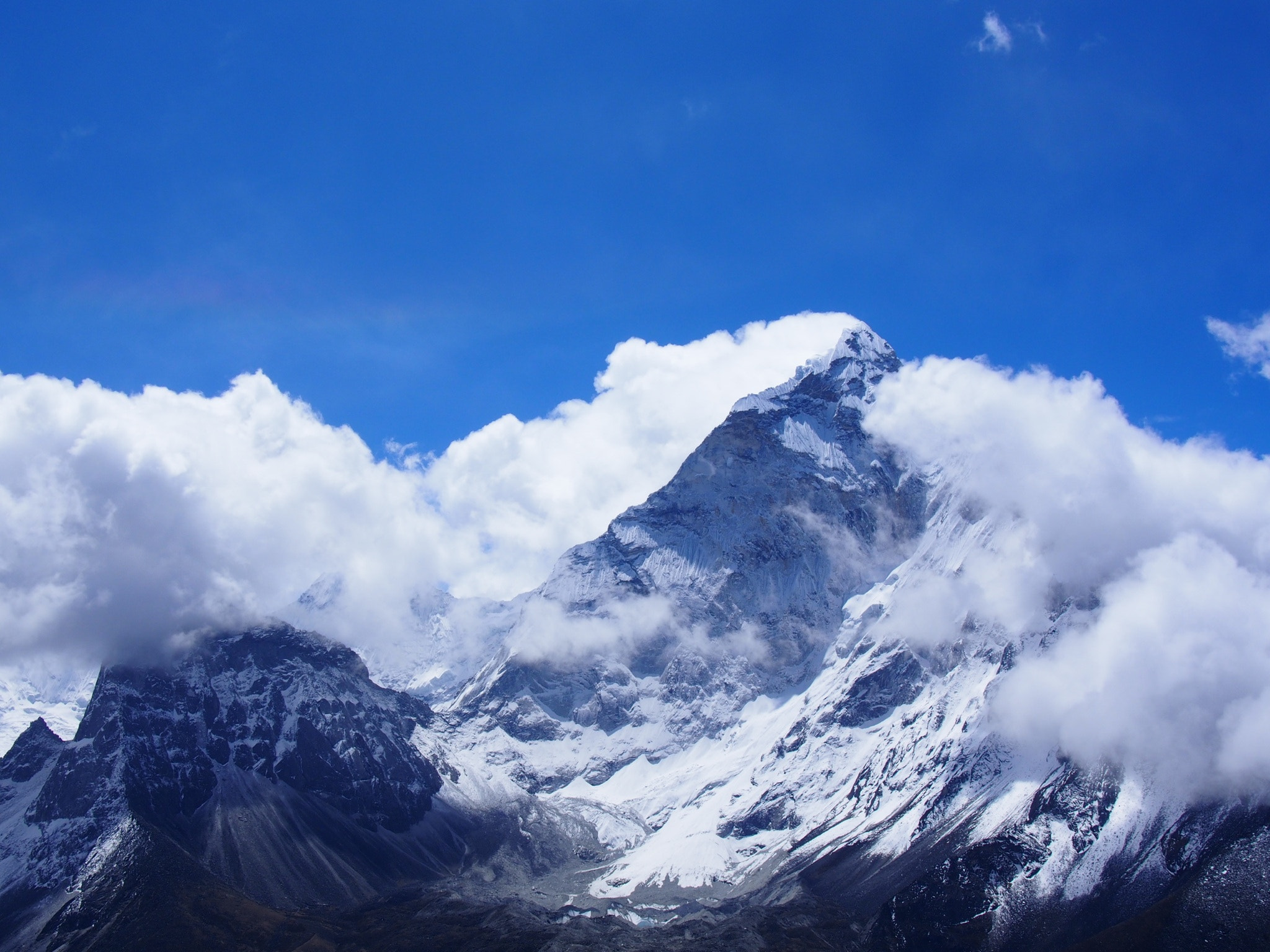 Olympus PEN E-PL6 sample photo. Ama dablam (nepal) photography